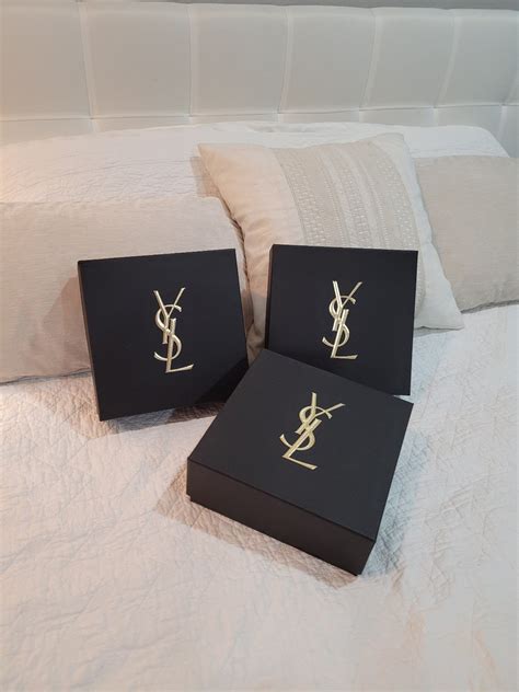 73 results for ysl empty box 